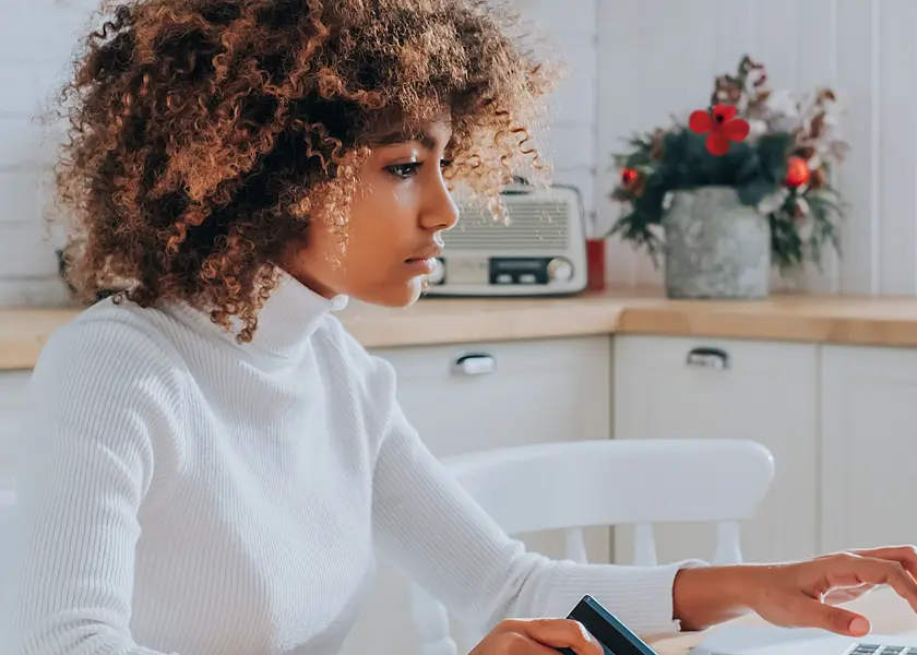 woman shopping online